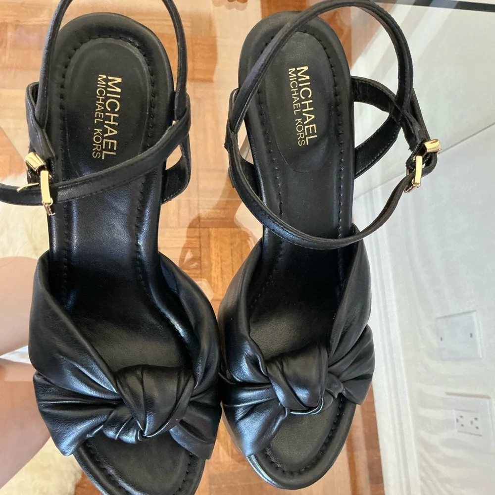 Michael Kors Black Leather Knotted Platform Sandals 6.5